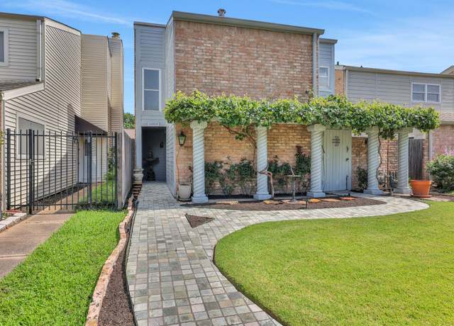 Property at 10918 Francoise Blvd, Houston, TX 77042, 3 beds, 2.5 baths