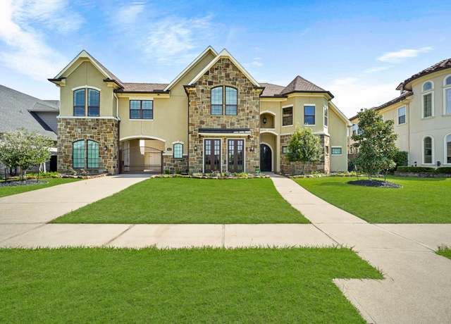 Property at 915 Windsor Woods Ln, Katy, TX 77494, 4 beds, 4 baths