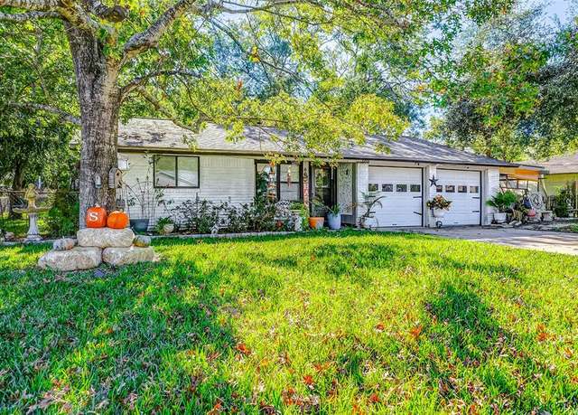 Property at 1215 Esther St, Kemah, TX 77565, 3 beds, 1.5 baths