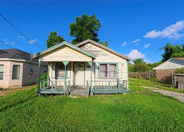 Property at 126 Hemphill St, Texas City, TX 77591, 2 beds, 1 bath
