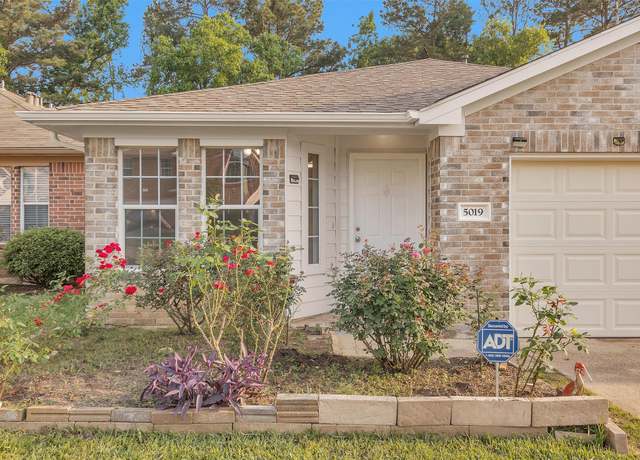 Property at 5019 Deerpath Dr, Conroe, TX 77303, 4 beds, 2 baths