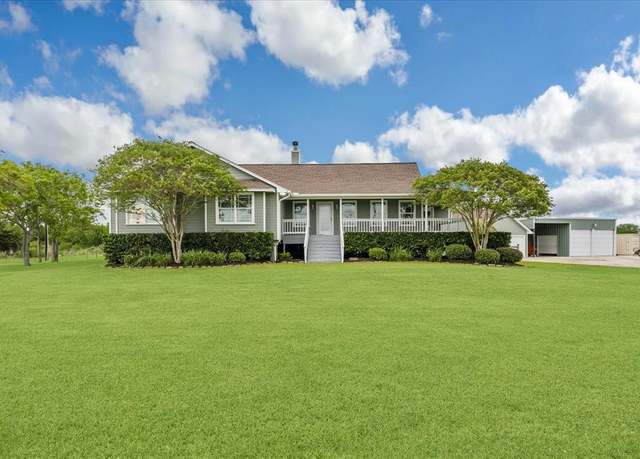 Property at 2333 Avenue H, San Leon, TX 77539, 3 beds, 2.5 baths
