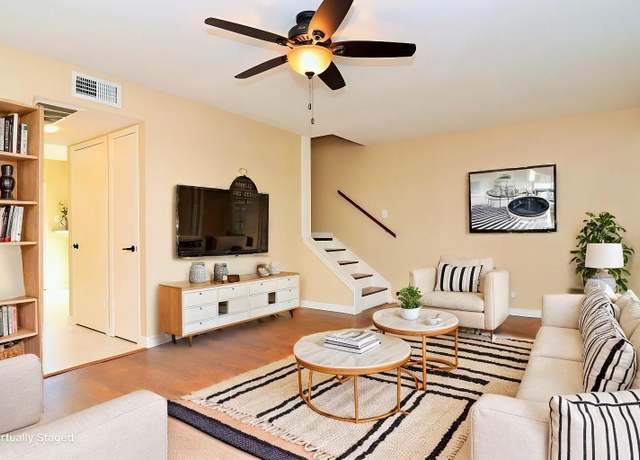 Property at 2120 Wilcrest Dr #113, Houston, TX 77042, 2 beds, 2.5 baths