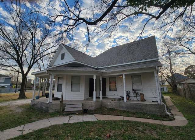 Property at 1905 Chapman St, Houston, TX 77009, 4 beds, 3 baths