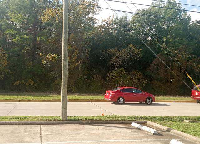 Property at 12231 Perry Rd, Houston, TX 77070