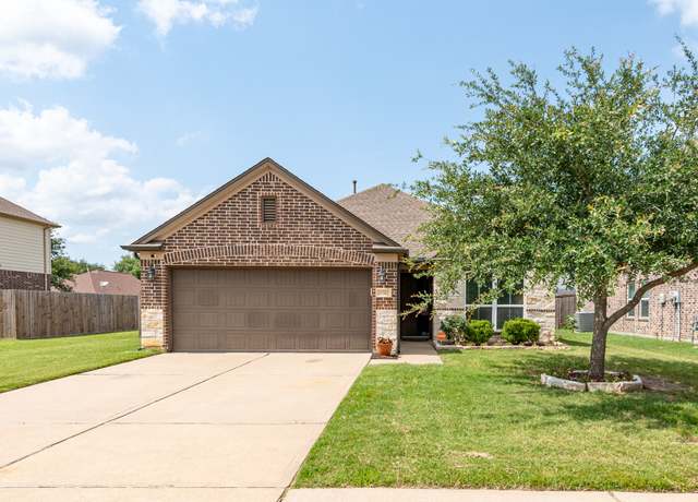 Property at 10742 Chestnut Path Way Way, Tomball, TX 77375, 3 beds, 2 baths