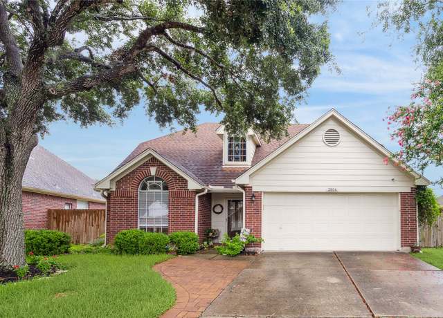 Property at 2814 Rolling Fog Dr, Friendswood, TX 77546, 3 beds, 2.5 baths