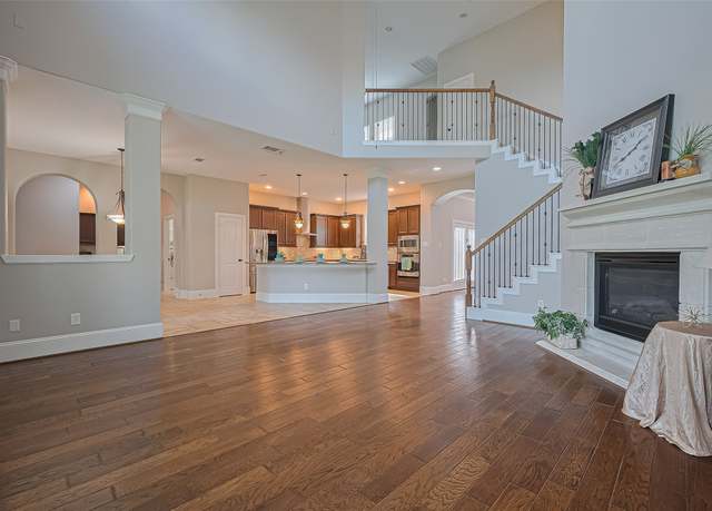 Property at 10002 Hutton Park Dr, Katy, TX 77494, 5 beds, 4 baths