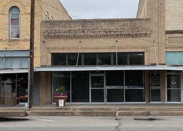 Property at 115 N Mccarty Ave, Eagle Lake, TX 77434, 0.5 baths