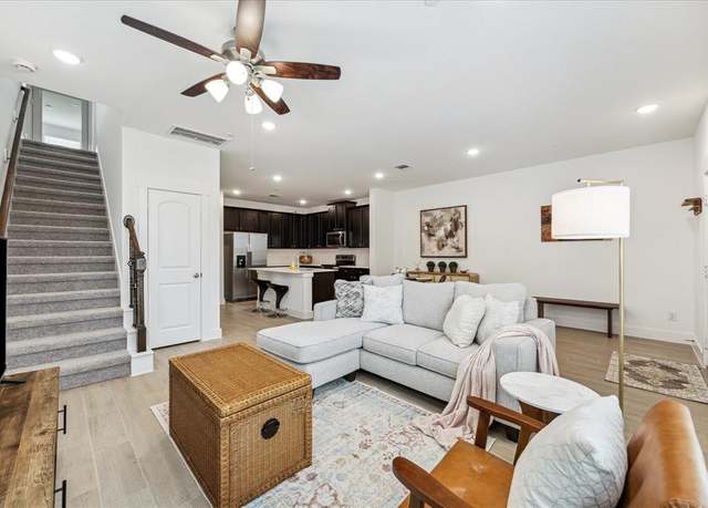 Property at 2219 Seven Oaks Blvd, Tomball, TX 77375, 3 beds, 2.5 baths