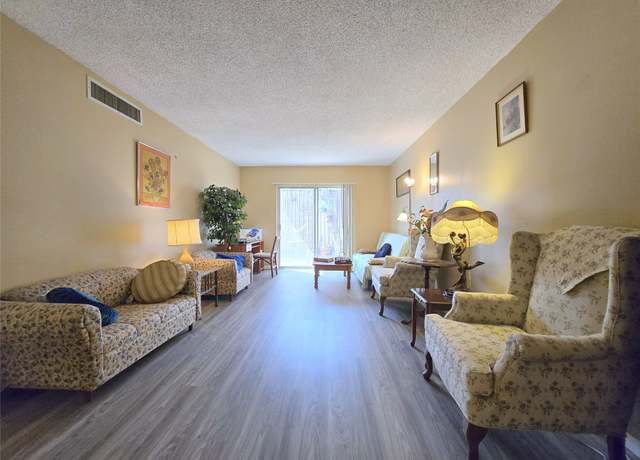 Property at 2601 Bellefontaine St Unit C114, Houston, TX 77025, 1 bed, 1 bath