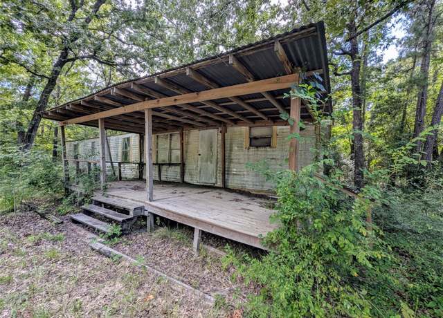 Property at 827 Brackenridge, Livingston, TX 77351, 1 bed, 1 bath