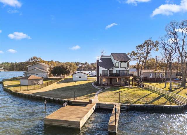 Property at 3915 Brookhaven Dr, Montgomery, TX 77356, 5 beds, 3 baths