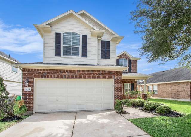 Property at 1722 Caldbeck Ln, Fresno, TX 77545, 4 beds, 2.5 baths