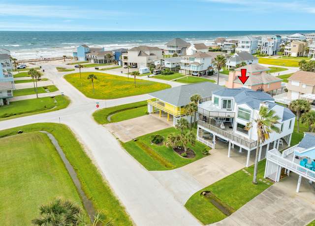 Property at 4119 Campeche Dr, Galveston, TX 77554, 4 beds, 2 baths