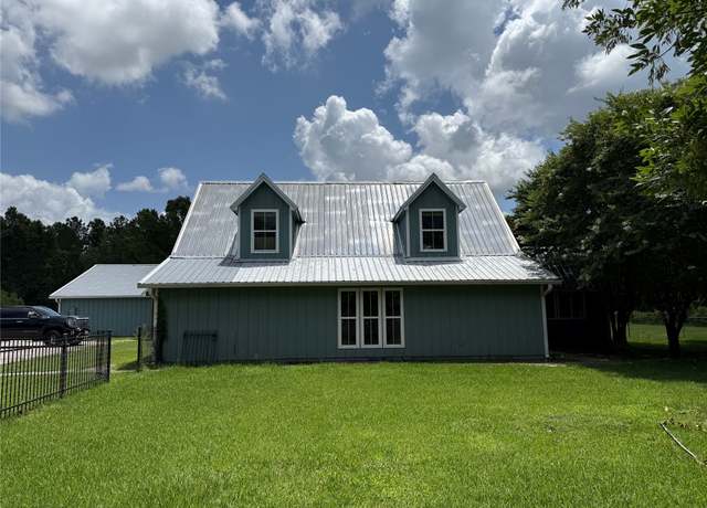 Property at 17188 Highway 321, Dayton, TX 77535, 5 beds, 4.5 baths