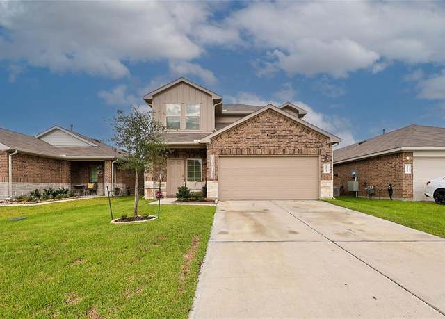 Property at 14043 Thunder Pines Dr, Conroe, TX 77302, 4 beds, 2.5 baths