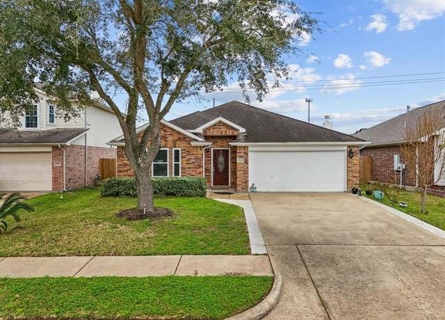 Property at 4246 Burke Ridge Dr, Pasadena, TX 77504, 3 beds, 2 baths
