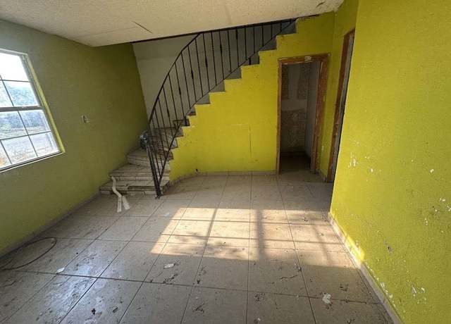 Property at 6901 S Naranja Ln, Progreso, TX 78577, 2 beds, 1 bath