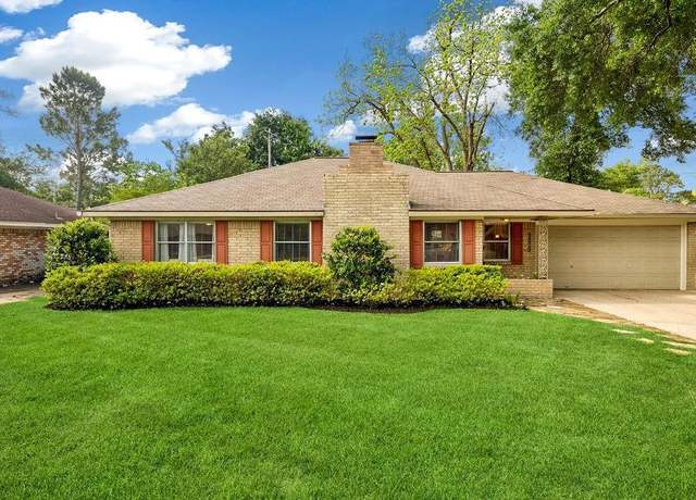 Property at 9829 Larston St, Houston, TX 77055, 3 beds, 2 baths