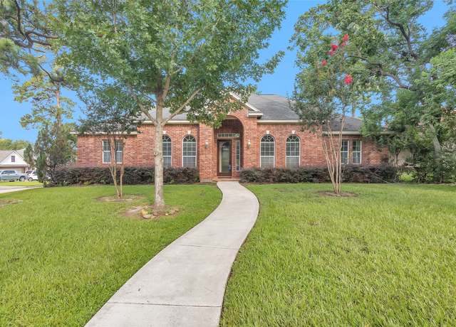 Property at 12689 Longmire Way, Conroe, TX 77304, 4 beds, 3.5 baths