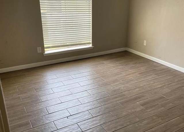 Property at 5625 Antoine Dr #1406, Houston, TX 77091, 2 beds, 2 baths