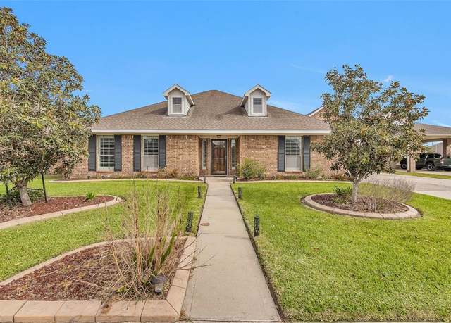 Property at 6603 Texoma Dr, Manvel, TX 77578, 4 beds, 3 baths
