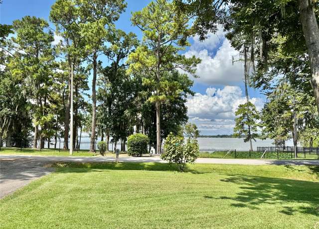Property at 24434 Sunny Glen Dr, Houston, TX 77336, 4 beds, 2.5 baths