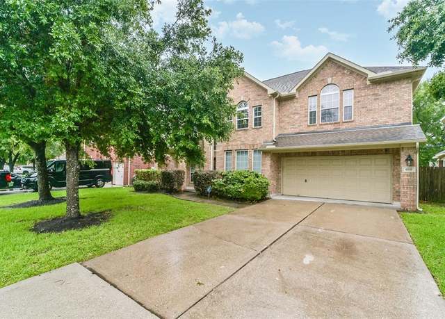 Property at 6810 Latchmore Ln, Houston, TX 77049, 4 beds, 2.5 baths