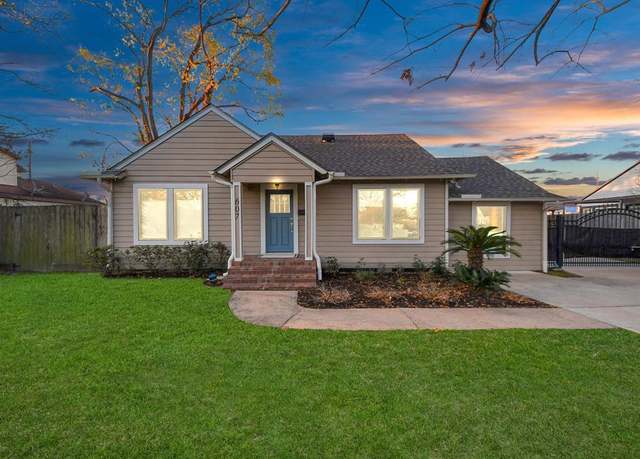 Property at 607 W 30th St, Houston, TX 77018, 4 beds, 2.5 baths