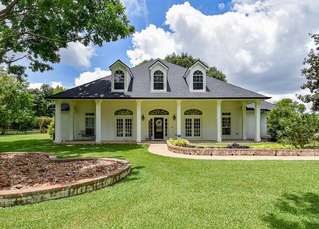 Property at 1211 Plantation Meadows Dr, Richmond, TX 77406, 4 beds, 4 baths