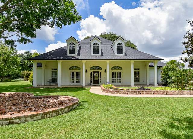 Property at 1211 Plantation Meadows Dr, Richmond, TX 77406, 4 beds, 4 baths