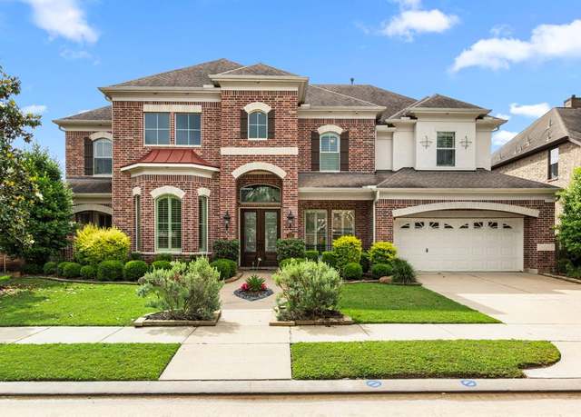 Property at 419 Ogden Trl, Sugar Land, TX 77479, 4 beds, 4.5 baths