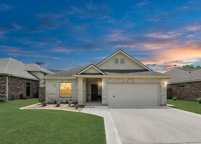 Property at 5018 Wimberly Ln, Baytown, TX 77523, 4 beds, 2 baths