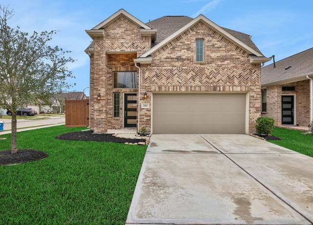 Property at 7011 Winterberry Glen Ln, Katy, TX 77493, 4 beds, 3 baths