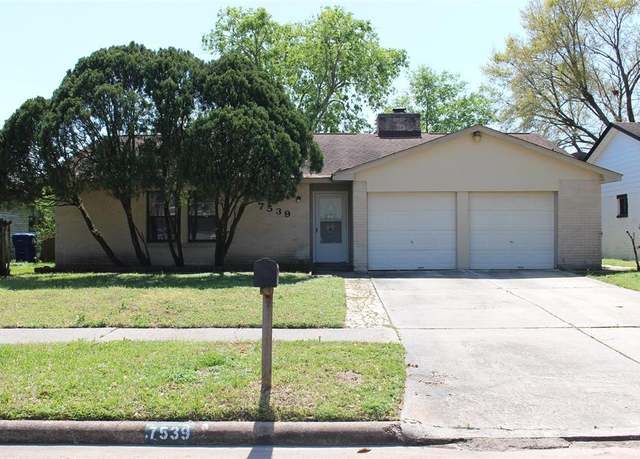 Property at 7539 Smiling Wood Ln, Houston, TX 77086, 4 beds, 2 baths