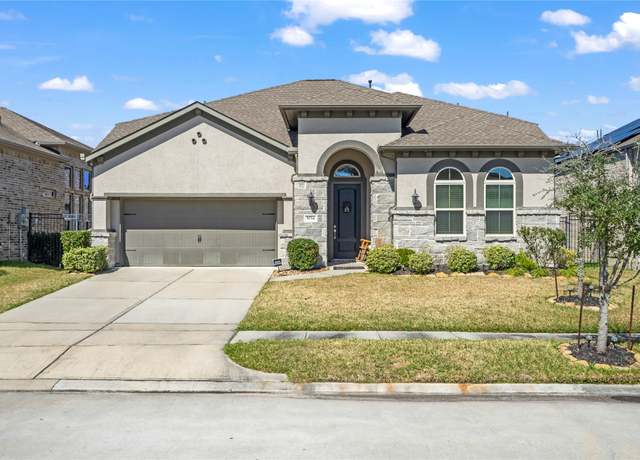 Property at 5034 Robin Park Ct, Porter, TX 77365, 3 beds, 2.5 baths