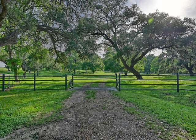 Property at 600 Artesian Park Ln, Brenham, TX 77833