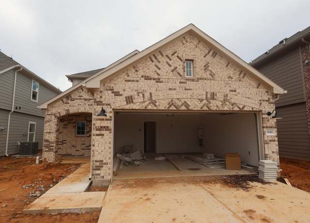 Property at 32411 Sunbeam Dr, Fulshear, TX 77441, 4 beds, 3 baths
