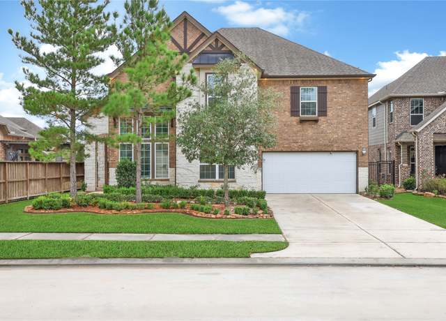 Property at 4051 Northern Spruce Dr, Spring, TX 77386, 5 beds, 4.5 baths