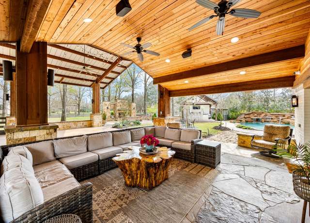 Property at 3113 Saddlebrook Ln, Katy, TX 77494, 6 beds, 4.5 baths