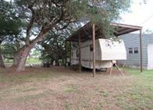 Property at 47 Sir Lancelot Dr N, Sargent, TX 77414