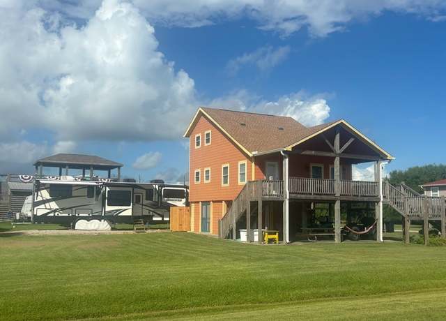Property at 1998 Avenue B, Crystal Beach, TX 77650, 3 beds, 2.5 baths