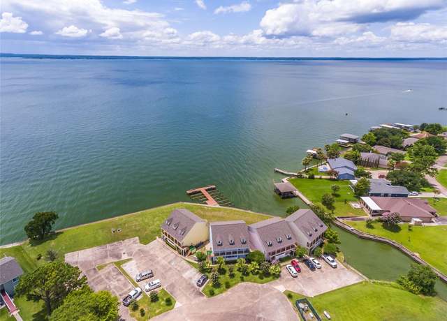 Property at 445 Carolcrest Ln #212, Livingston, TX 77351, 2 beds, 1.5 baths