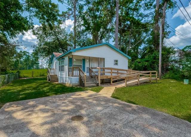 Property at 16861 W Lynbrook, Montgomery, TX 77316, 3 beds, 2 baths
