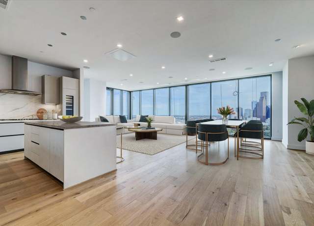 Property at 1711 Allen Pkwy #2106, Houston, TX 77019, 3 beds, 3.5 baths