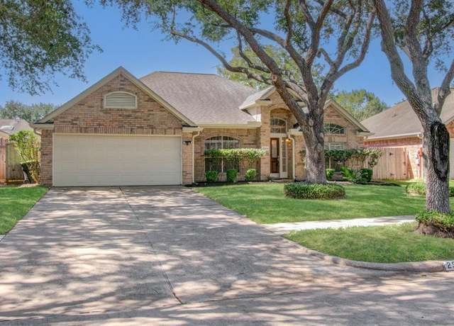 Property at 2906 Huckleberry St, Missouri City, TX 77459, 4 beds, 2 baths