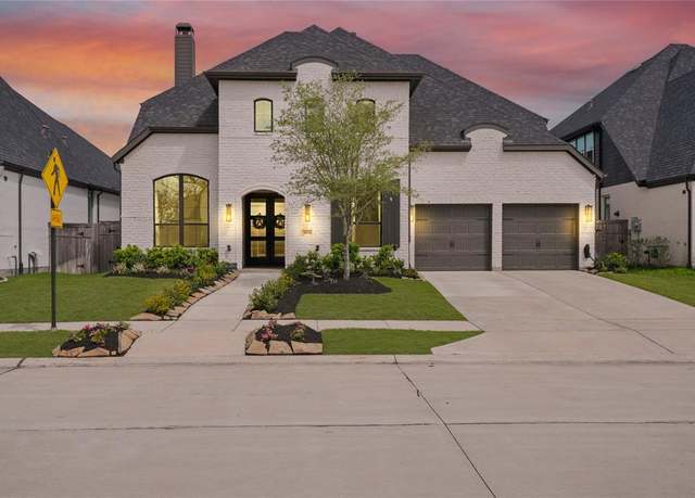 Property at 1814 Pleasant Grove Dr, Missouri City, TX 77459, 4 beds, 5 baths