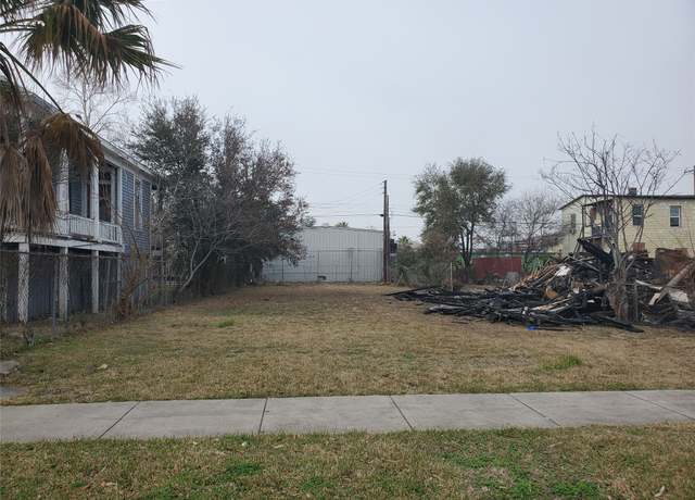 Property at 2710 Avenue K, Galveston, TX 77550