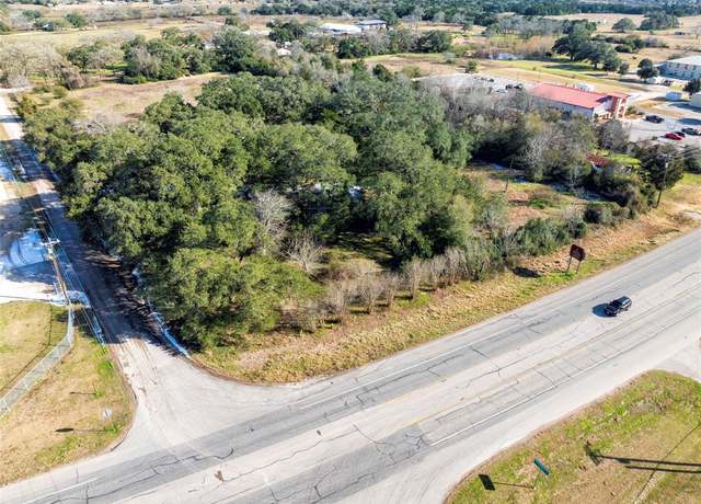 Property at 29 County Road 77b, Hallettsville, TX 77964